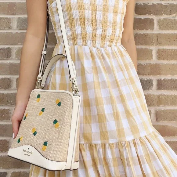 Bundle💕Kate Spade Bucket Bag Crossbody + Wallet - Picture 4 of 5